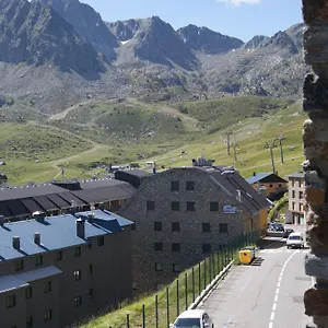 https://apartamentos-borruscall.andorra-la-vella-hotels.net